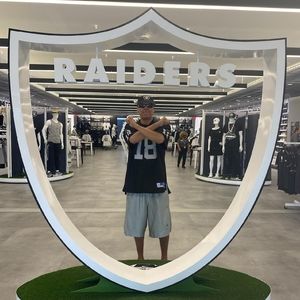 Meet your Posher, Jamie